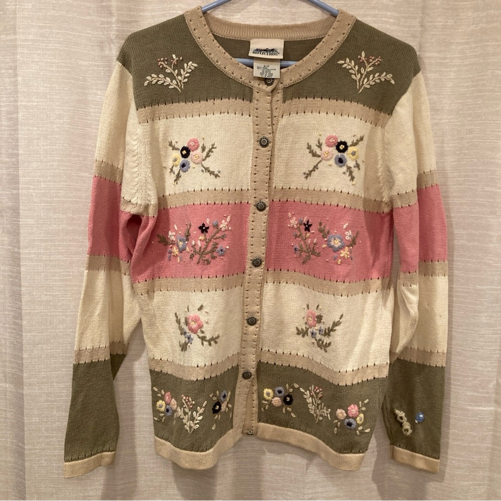 Northern Reflections Embroidered Floral Cardigan Sweater women’s S Grandmacore